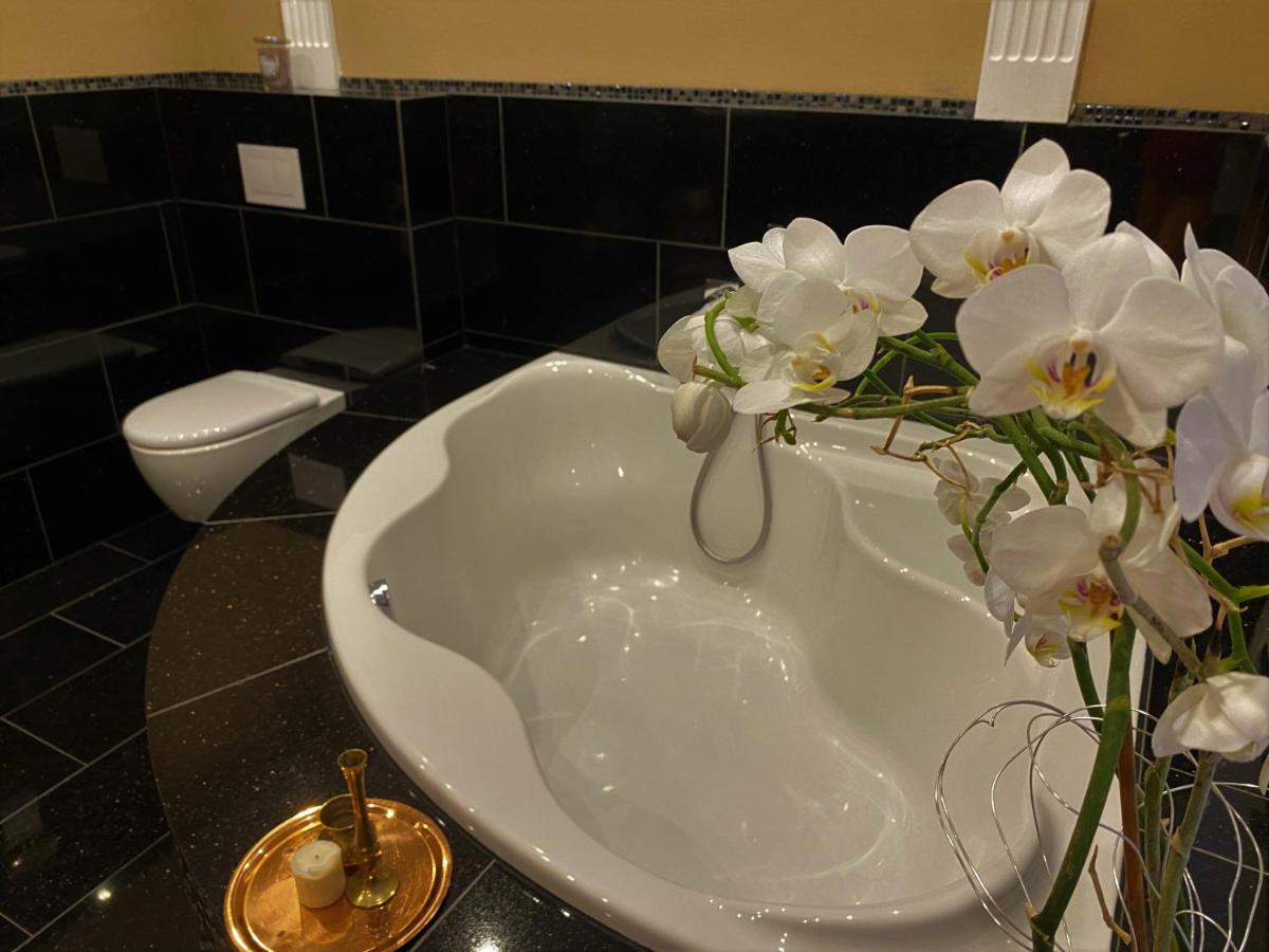 Fewo Herbst In Der Villa Waldrand Mit Luxus Bad บาดวึนเน็นแบร์ก ภายนอก รูปภาพ